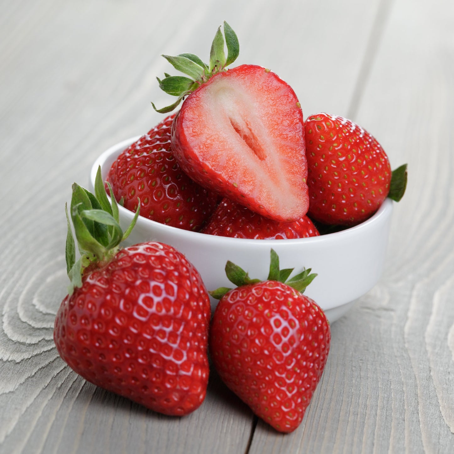 sliced strawberries
